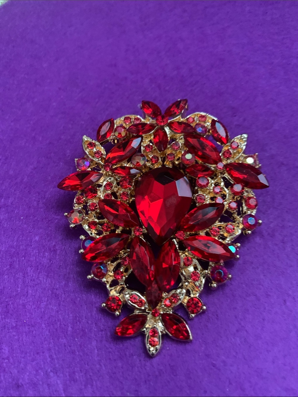 Luxury Red Crystal Statement Brooch - Elegant Women's Jewelry